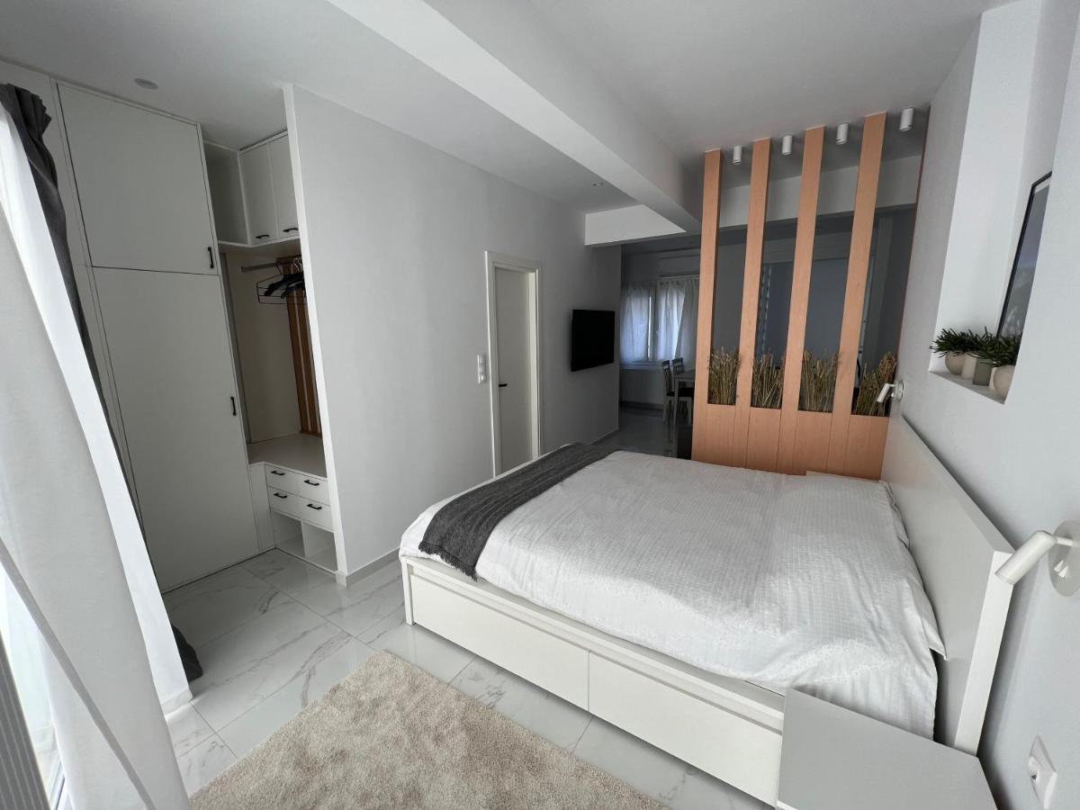 Modern 1-Bedroom Apartment In The City Center 테살로니키 외부 사진