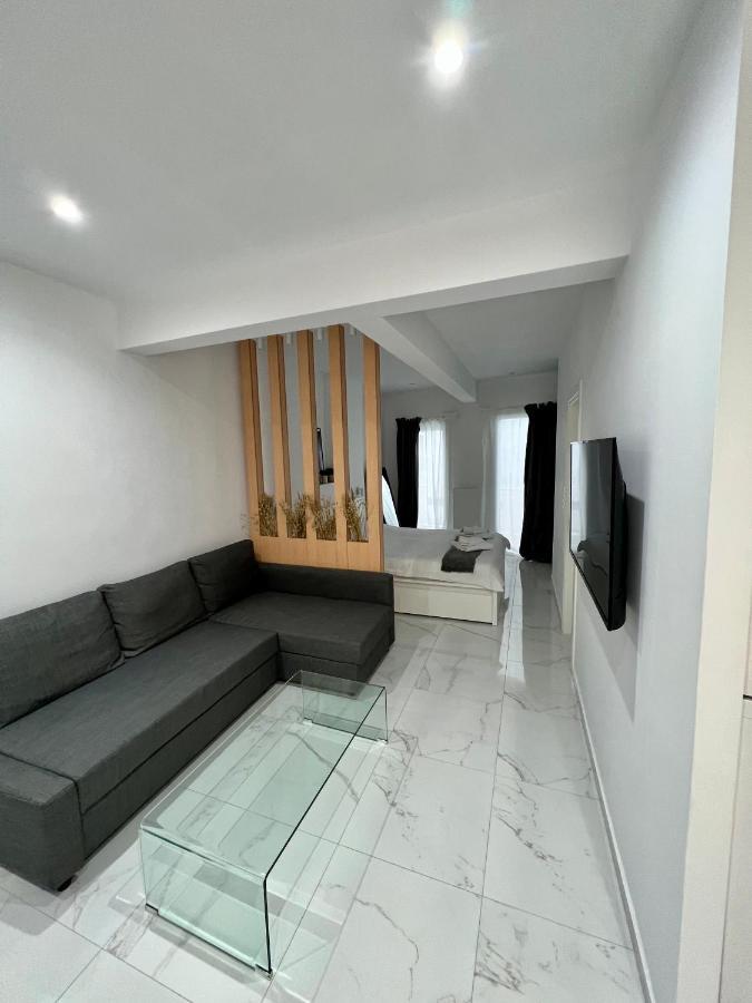 Modern 1-Bedroom Apartment In The City Center 테살로니키 외부 사진
